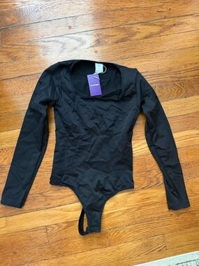 Heyshape Long Sleeve Black Scoop Neck Women's Bodysuit NWT